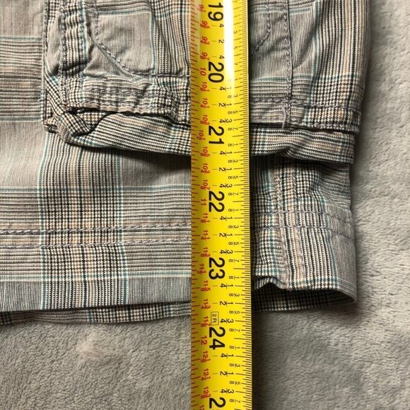 Guess Grey, Black & Blue Long Shorts Size 38 - Picture 9 of 10